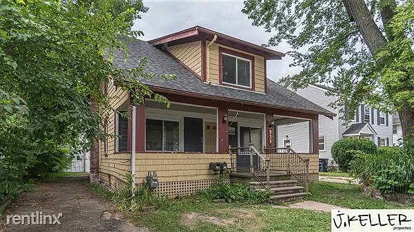 914 Woodlawn - 1 — Photo 1