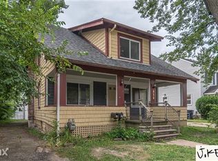 914 Woodlawn Ave, Ann Arbor, MI 48104