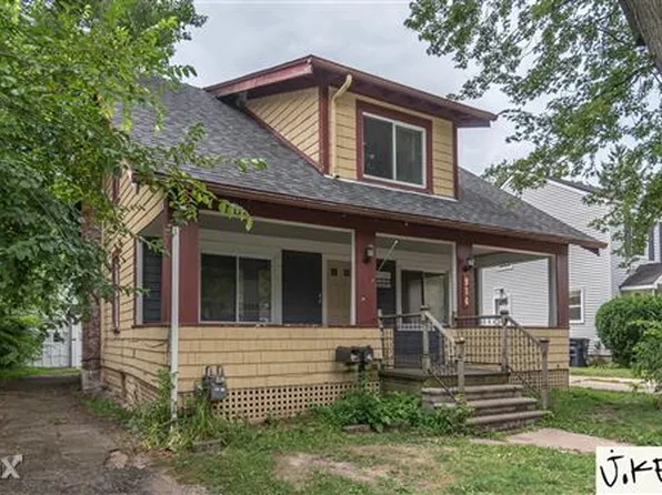 914 Woodlawn Ave, Ann Arbor, MI 48104