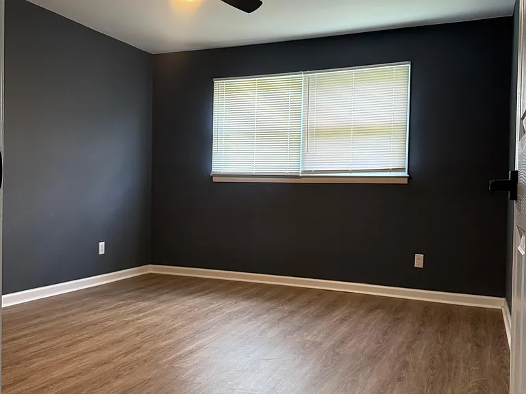 100 Sunnymeade Dr — Photo 17