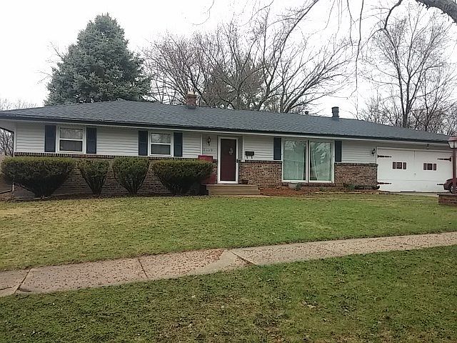 1st image of 2439 Skokie Dr