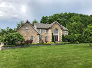 7504 Cobblers Run, Poland, OH 44514