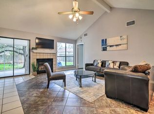 906 Elmwood Trl, Cedar Park, TX 78613