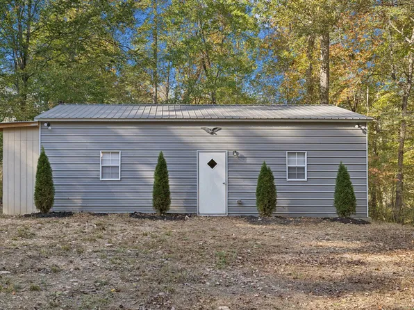 1399 Roberts Creek Rd, Waverly, TN 37185