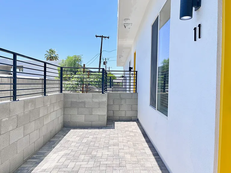 1247 E Colter St #11 — Photo 50