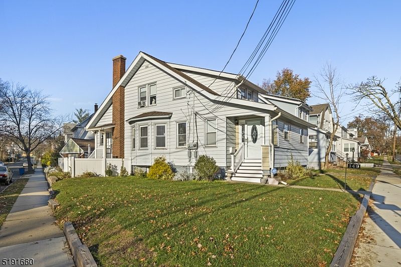 1st image of 149 Burnett Ave