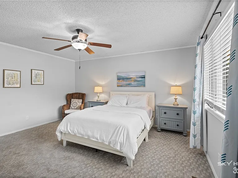 13 Yarmouth Dr — Photo 21