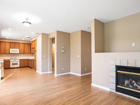 4th image of 5090 Napa Shore Drive
