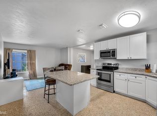 1409R College Park Ct, Tampa, FL 33612
