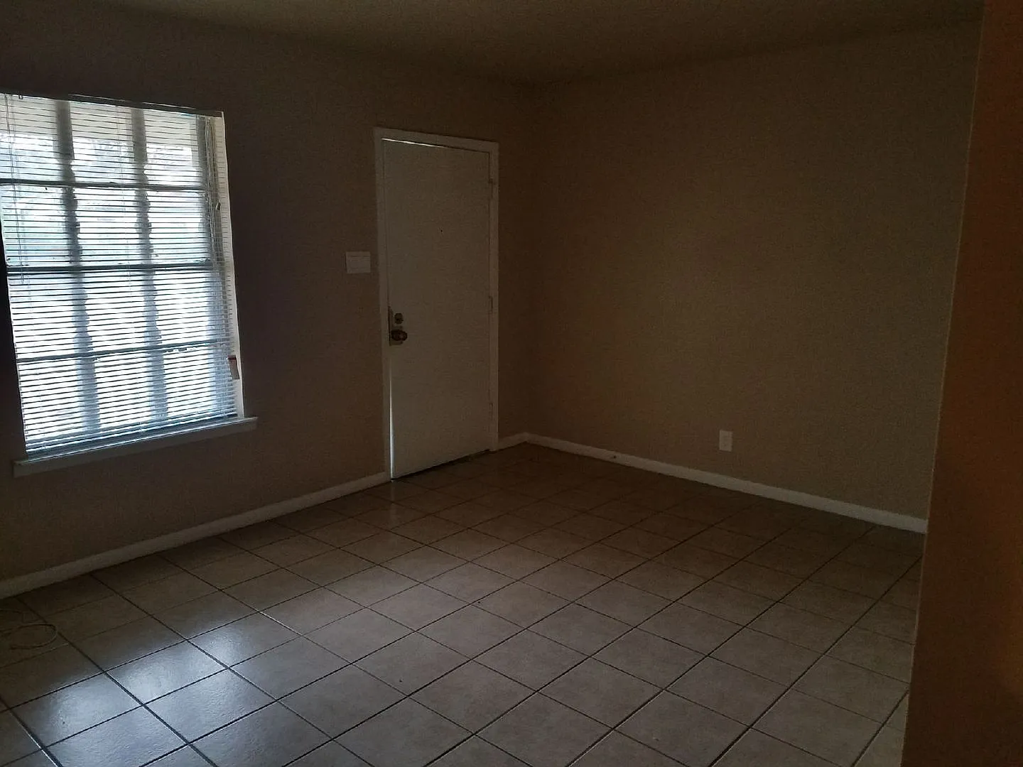 317 Babcock Rd — Photo 2