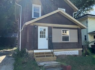 704 4th St NE, Massillon, OH 44646