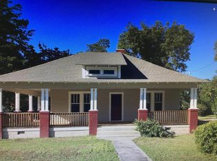 408 W Broad St, Darlington, SC 29532