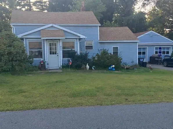 341 Verbeck Ave, Schaghticoke, NY 12154