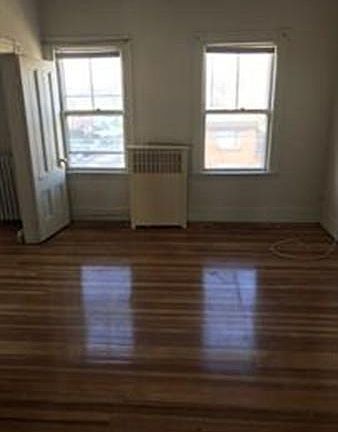 3rd image of 852 Washington St #2