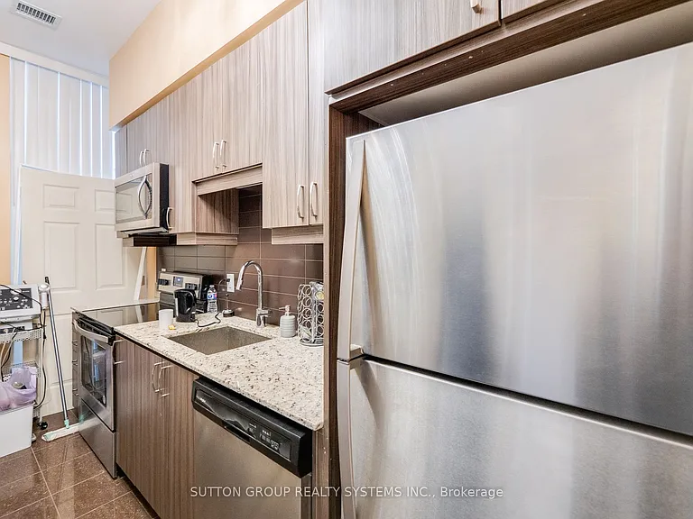 9191 Yonge St #SW-105 — Photo 22