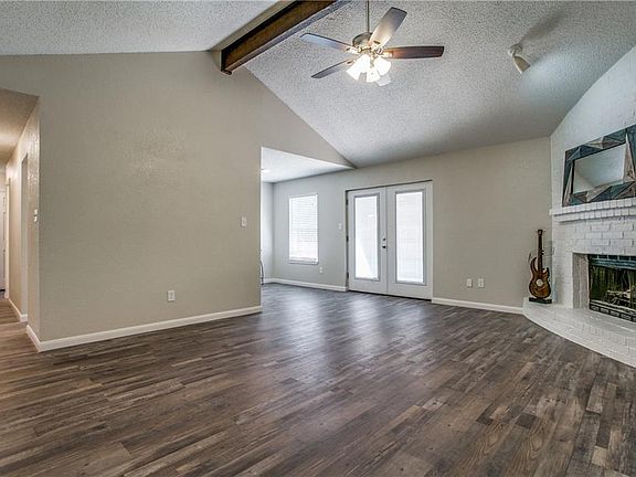 2nd image of 6218 Maple Springs Dr