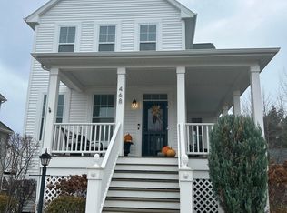 468 Summer Grove Dr, Douglas, MI 49406