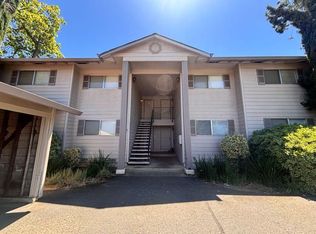 1063 Del Sol Pl, Redding, CA 96002