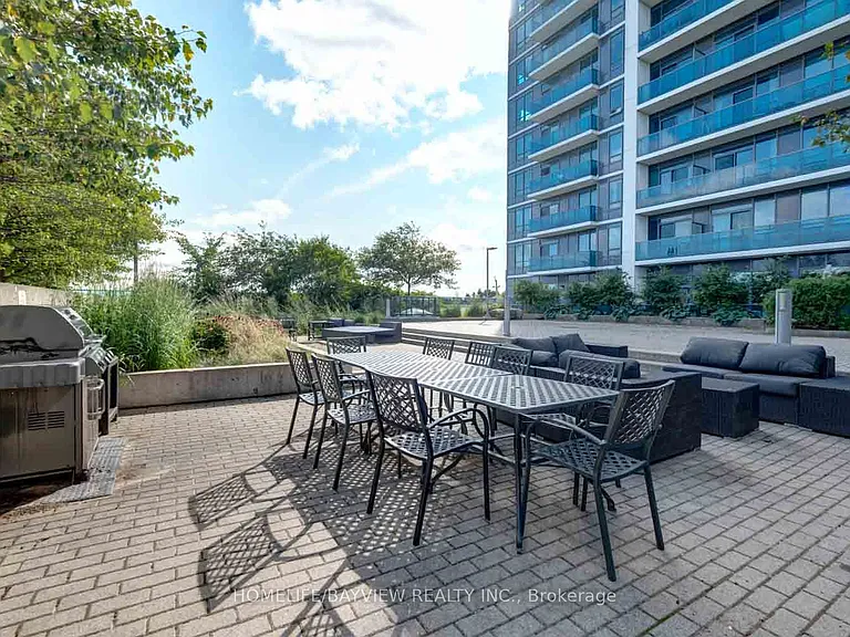 7165 Yonge St #2403 — Photo 32