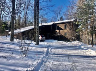 5392 Springview Dr, Fayetteville, NY 13066