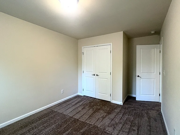 111 Grande Sky Ct — Photo 17