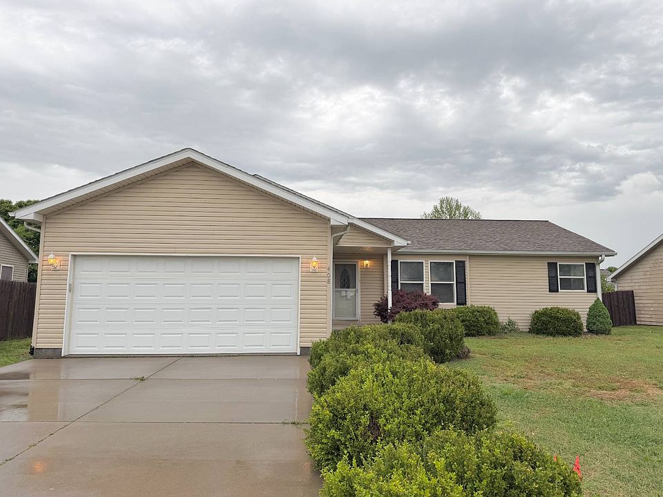 1st image of 408 Walters Dr