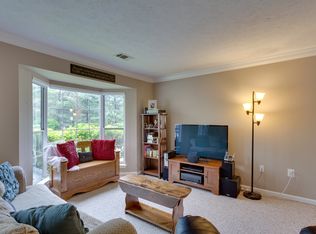 4877 Saltwater Dr, Dumfries, VA 22025