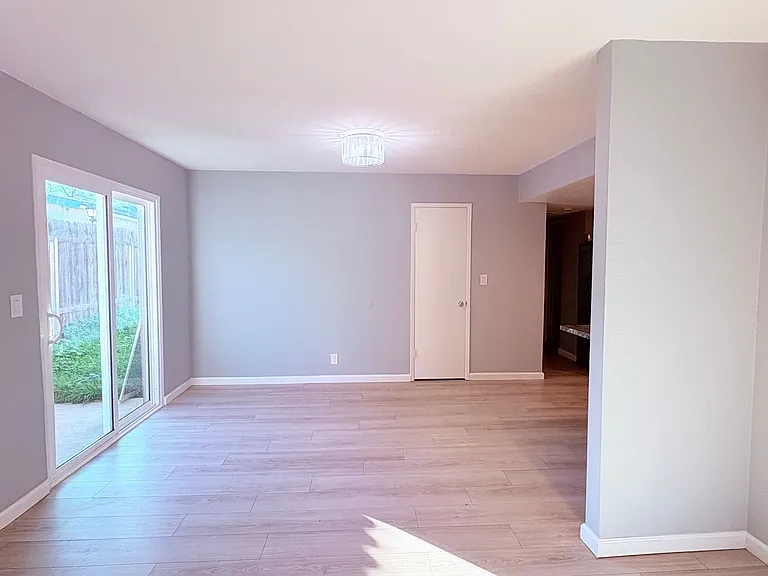 4219 Casa Blanca Ln - Carmichael 95608 — Photo 5
