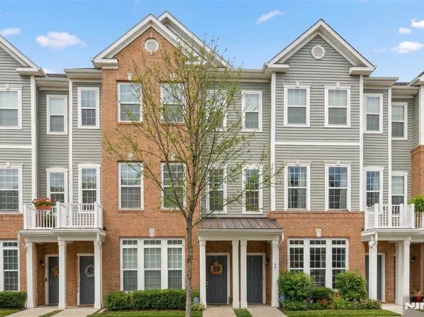 75 Wesmont Dr #1812, Wood Ridge, NJ 07075