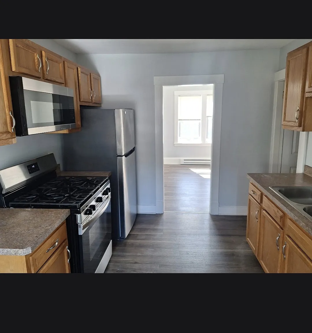 2 bed, 750 sqft, $1,500 — Photo 3