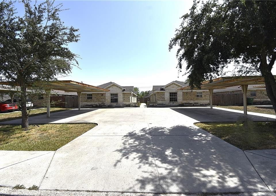 1st image of 207 W Albatross Ave