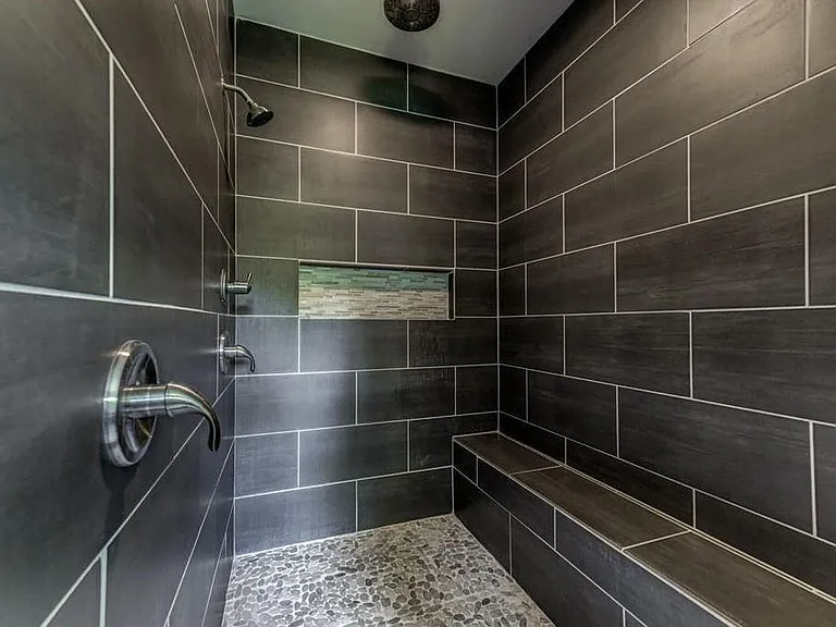 1758 Beacon Hill Blvd NE — Photo 17
