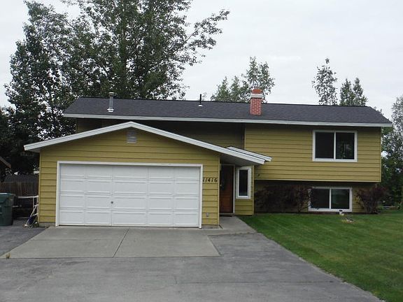 3rd image of 11416 Fireball St