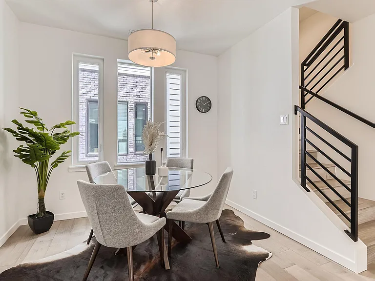 1934 N Hooker St #2 — Photo 6