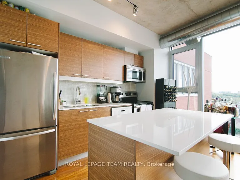 349 McLeod St #627 — Photo 4