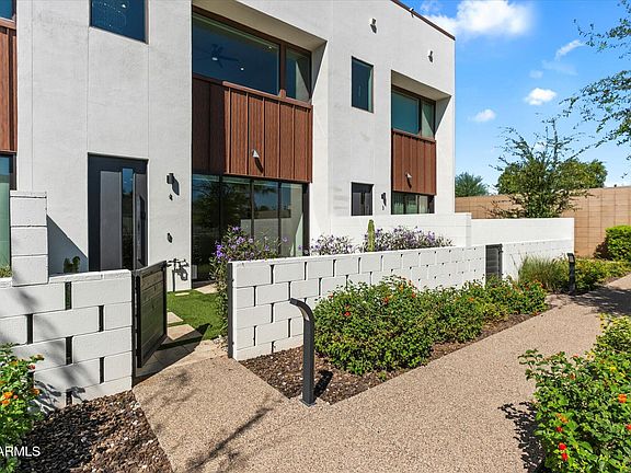 3rd image of 540 W MARIPOSA Street #4