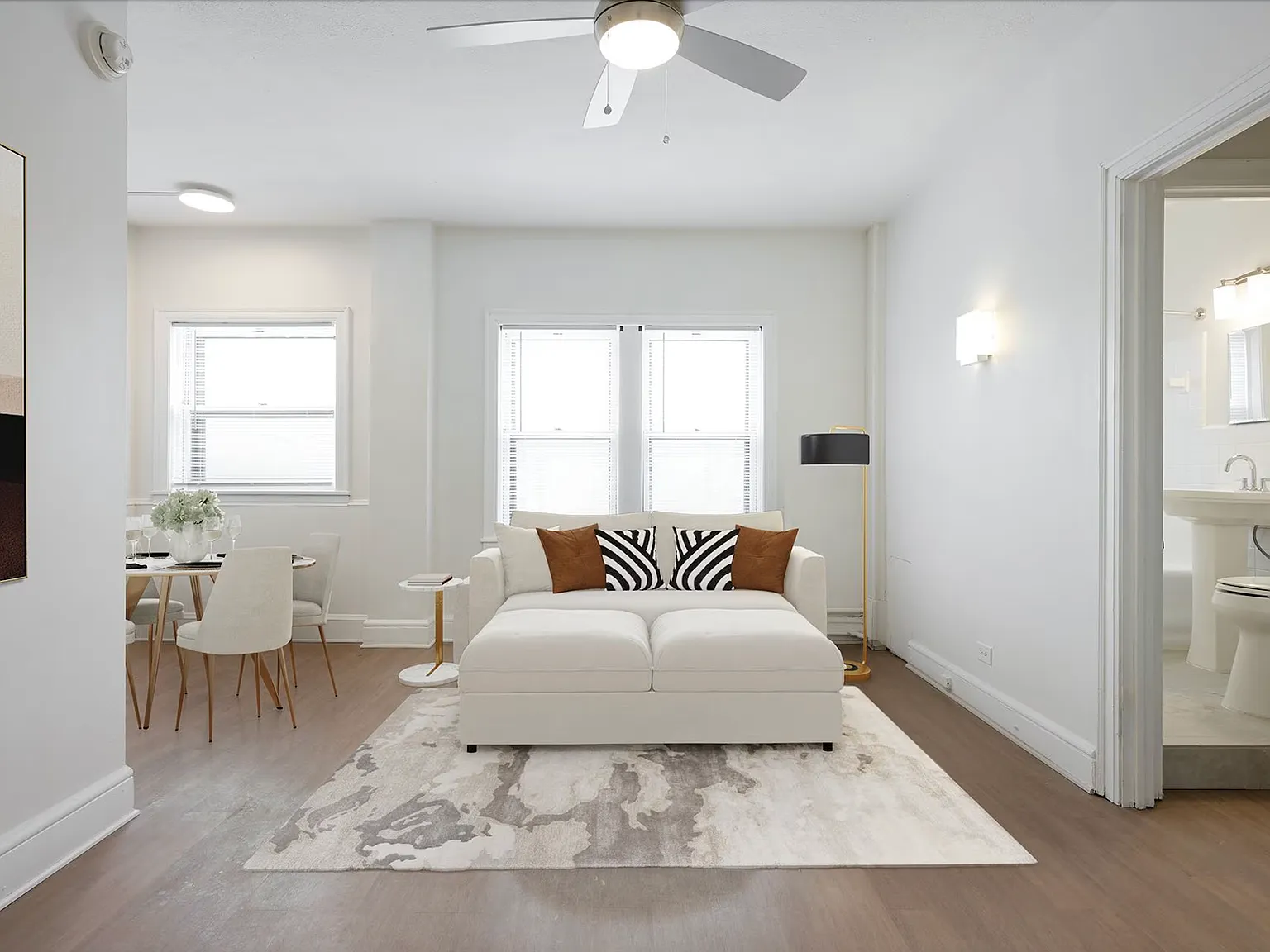 The Buckingham Apartments — Photo 4