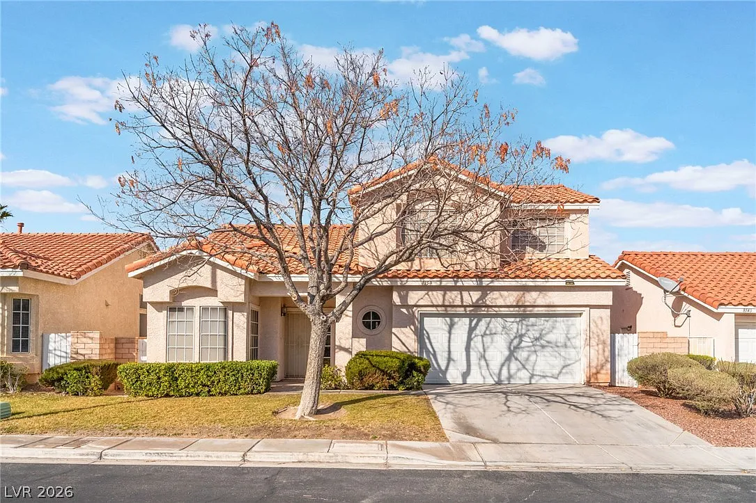 3 bed, 2.5 bath, 1653 sqft, $1,995 — Photo 1