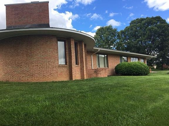 5th image of 118 N Panoscenic Dr