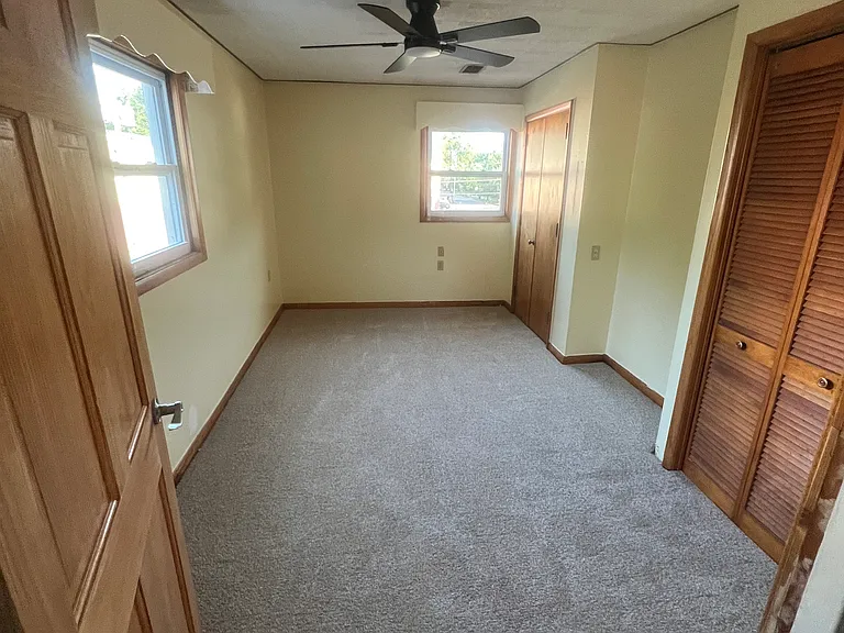 1004 Buffalo St — Photo 6