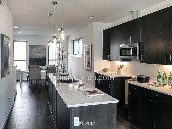 1074221_13_8_11012021