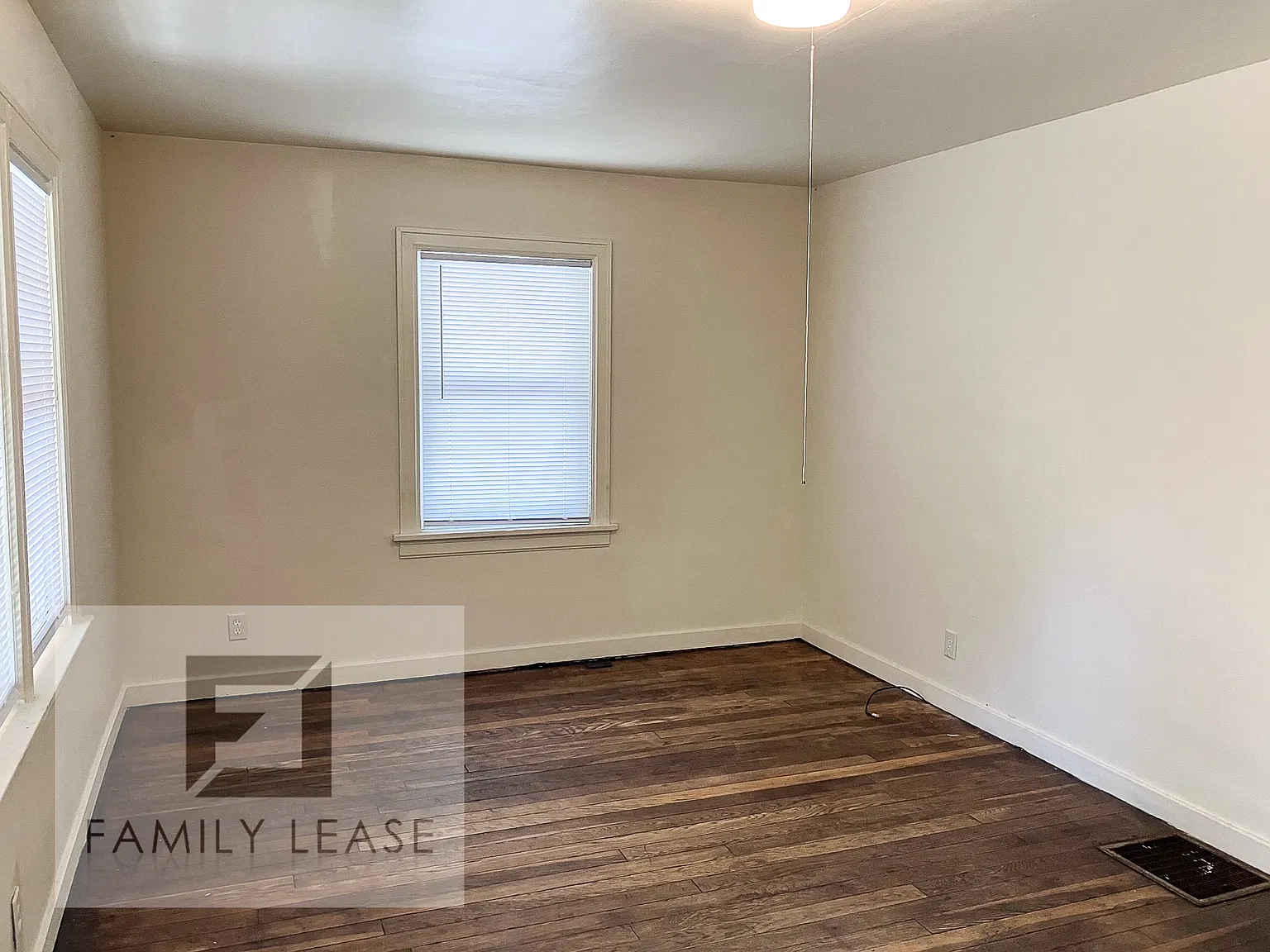 3 bed, 1012 sqft, $1,195 — Photo 4