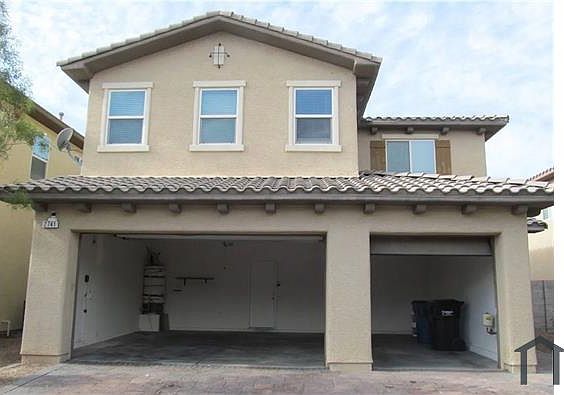 3rd image of 2741 Sunrise Bluff Dr