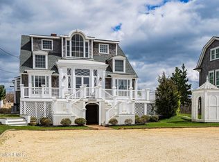 961 East Avenue, Mantoloking, NJ 08738