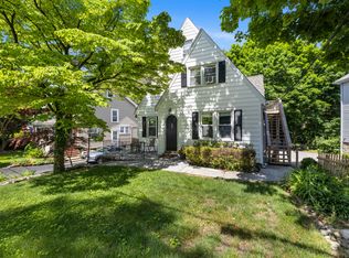 31 Coolidge Ave, Stamford, CT 06906