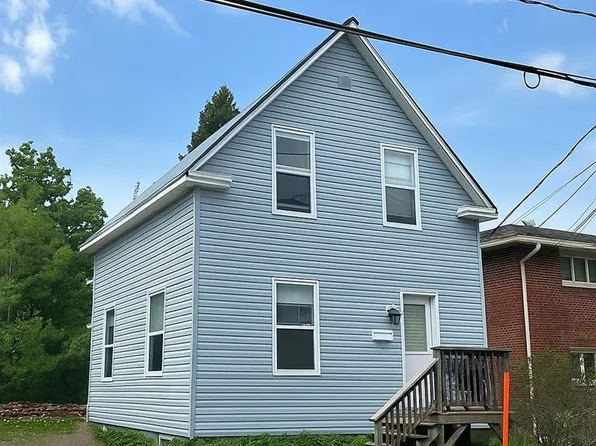 496 Robinson St, Moncton, NB E1C 5E6