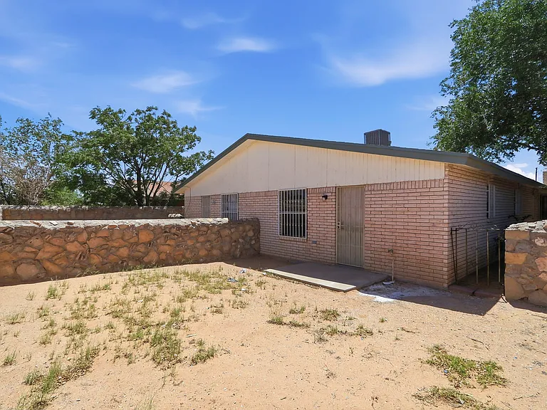 2918 E Glen Dr #B — Photo 6