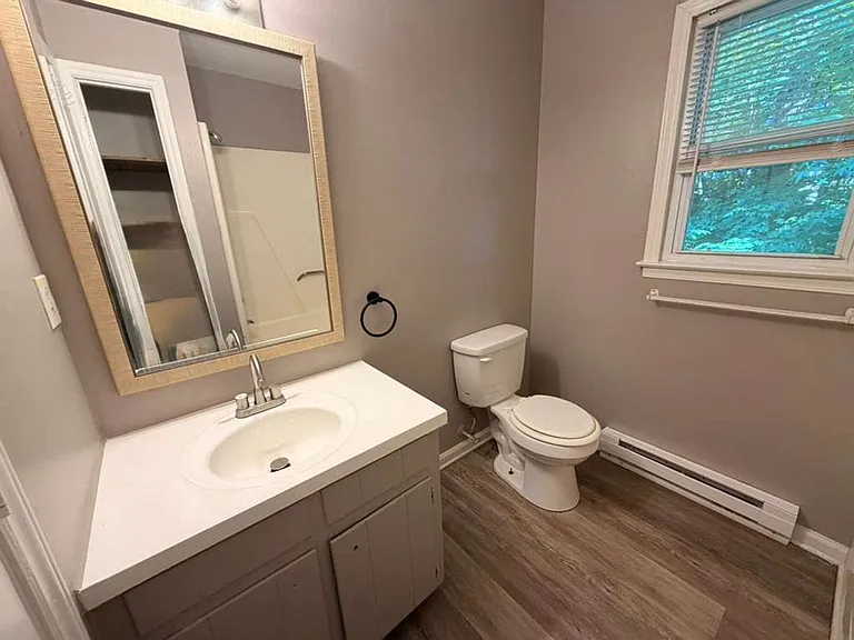 200 Memorial Park Dr — Photo 9