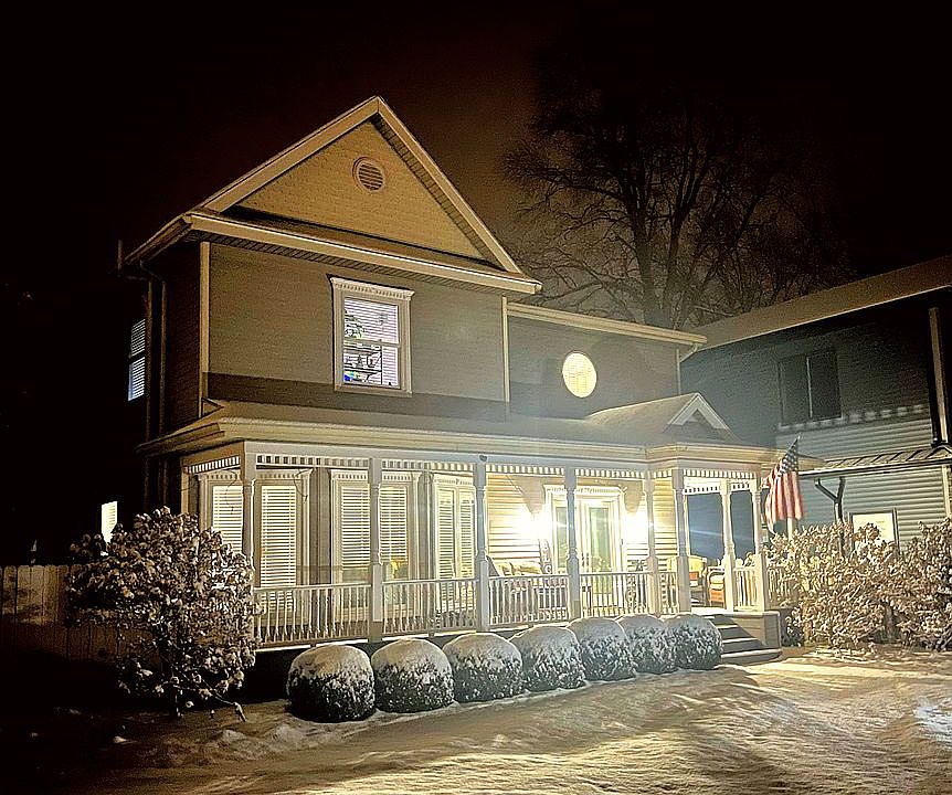 2nd image of 296 Lyon Lake Rd