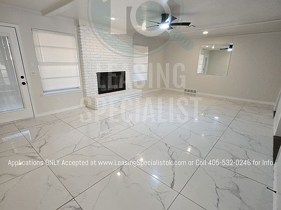 3rd image of 10304 N May Ave